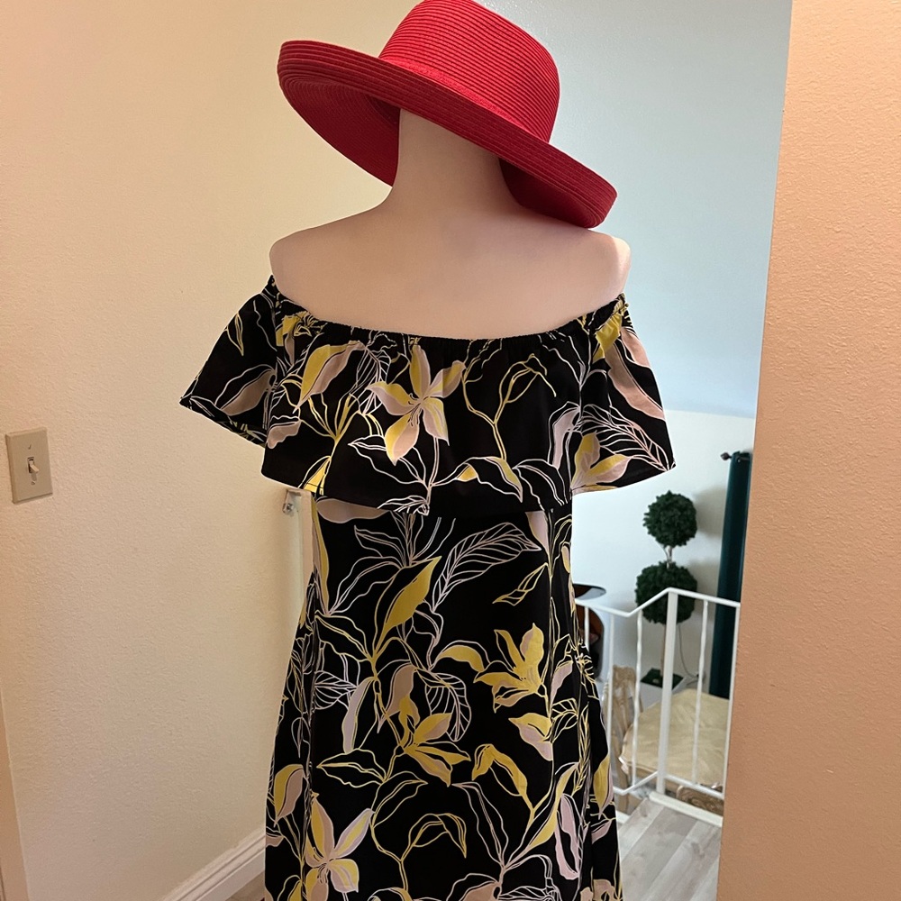 Elegant Floral One-Shoulder Dress - Black and Yellow Splendid brand